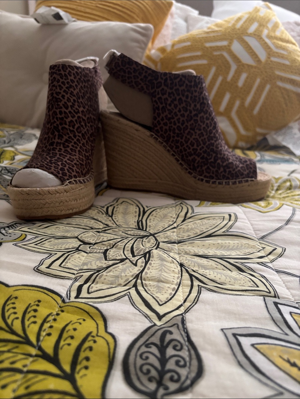 Never worn..Kenneth Cole Leopard Print Wedge Espadrille Peep-Toe Sandals - Brown
